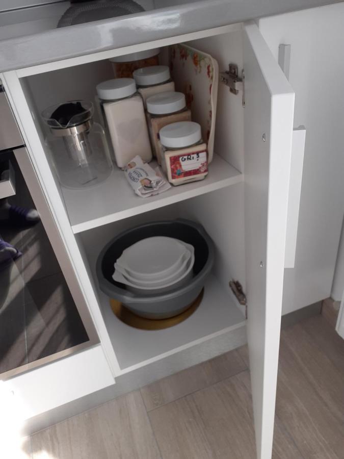 Sara Apartman Livezeni  Eksteriør bilde
